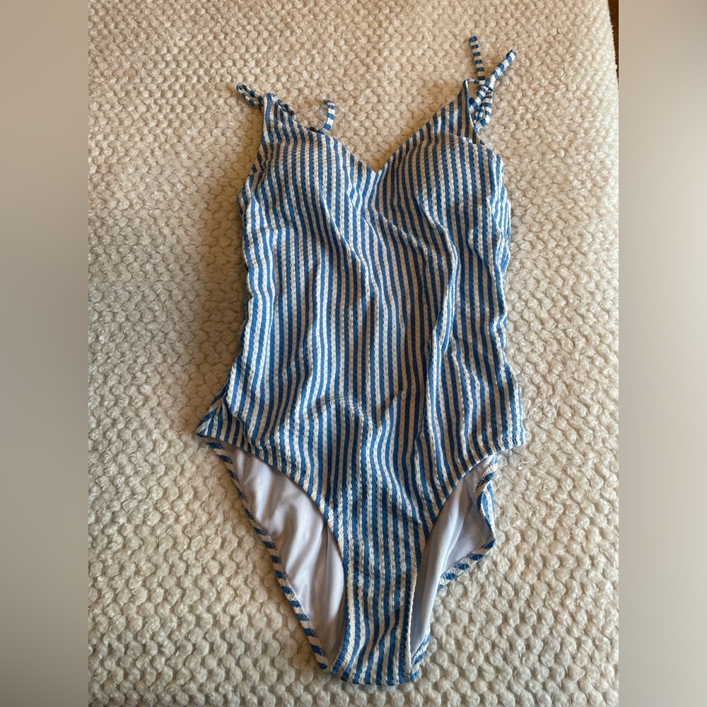 Jessica Simpson One-Piece Bathing Suit